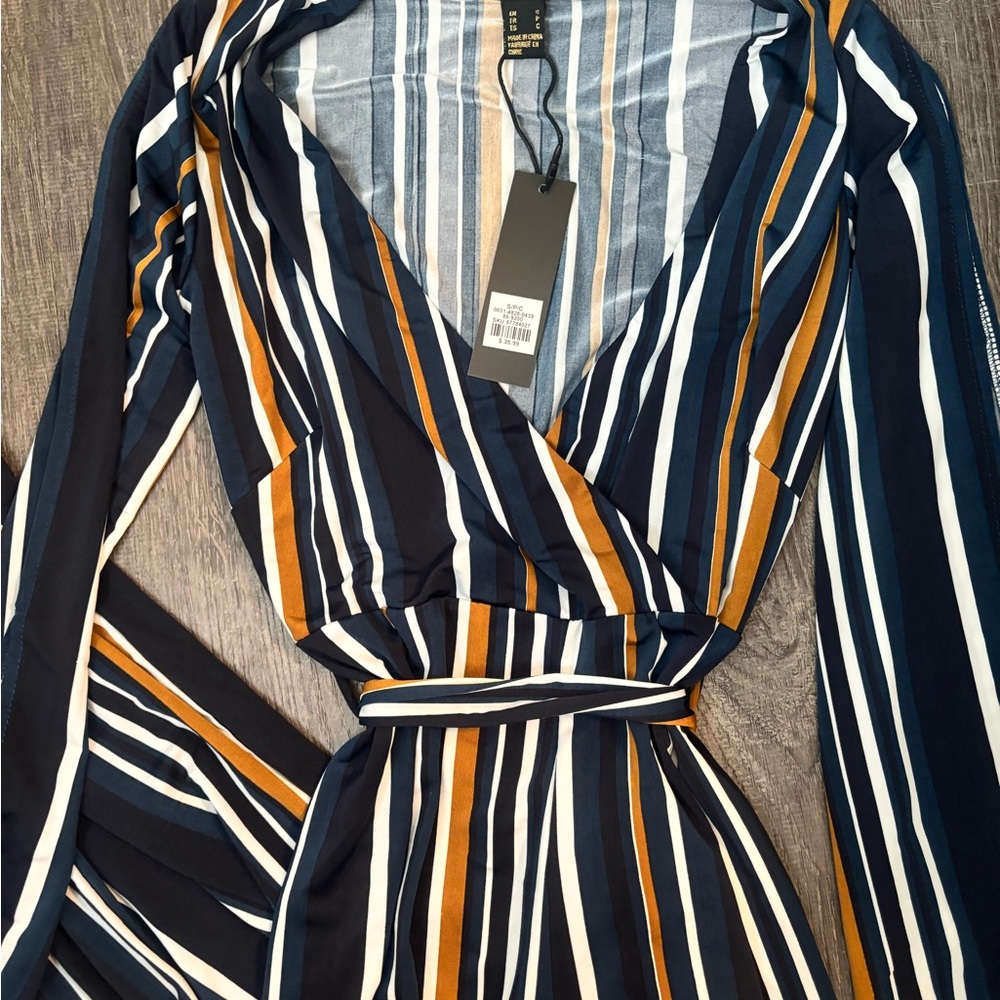 JUMPSUIT - Picture 2 of 5